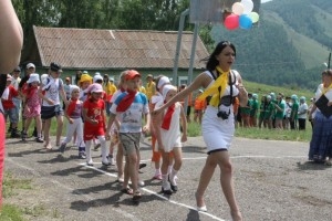 В загородных лагерях отдыха в Хакасии стартовали первые смены