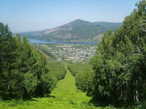 Майна отметит День поселка забегом и выставкой урожая