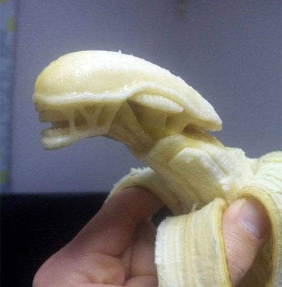 Саяногорск Инфо - alien_banana.jpeg, Скачано: 33