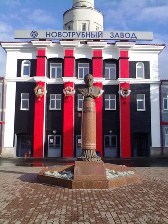Саяногорск Инфо - im344-450px-monument_to_fyodor_danilov.jpeg, Скачано: 31