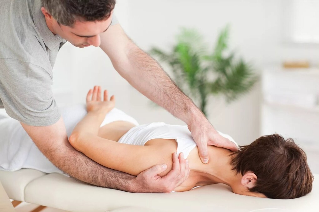 Саяногорск Инфо - Мануальный терапевт в санатории «Юность» - manual-therapy-for-adults.jpeg