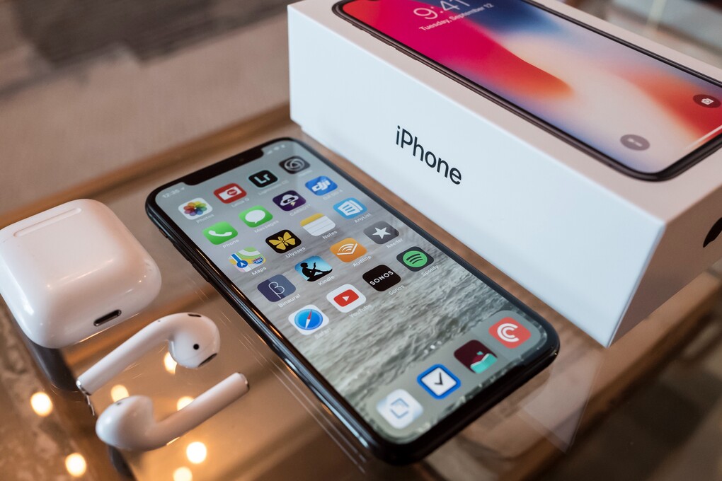 Саяногорск Инфо - В яблочко или как новая жизнь зависит от смартфонов - phone.jpg