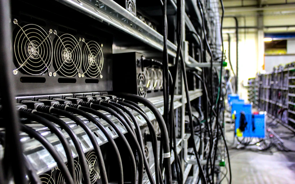 Саяногорск Инфо - Майнинг криптовалют: путь к финансовой независимости - mining.png