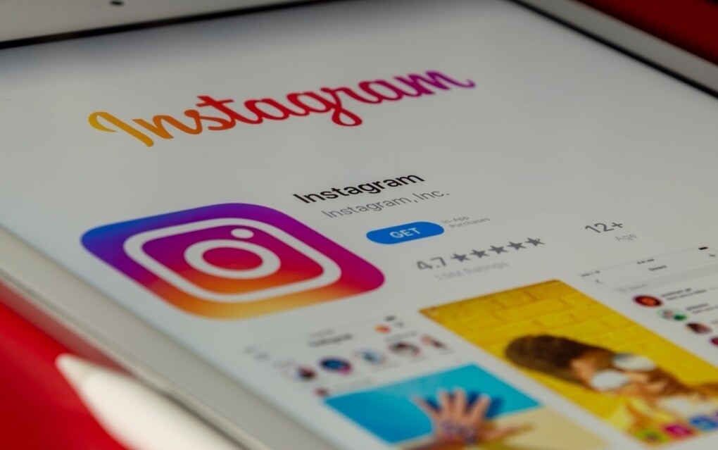 Саяногорск Инфо - После запуска InstaJet на русском языке в нем зарегистрировались сотни блогеров России - instajet.jpg