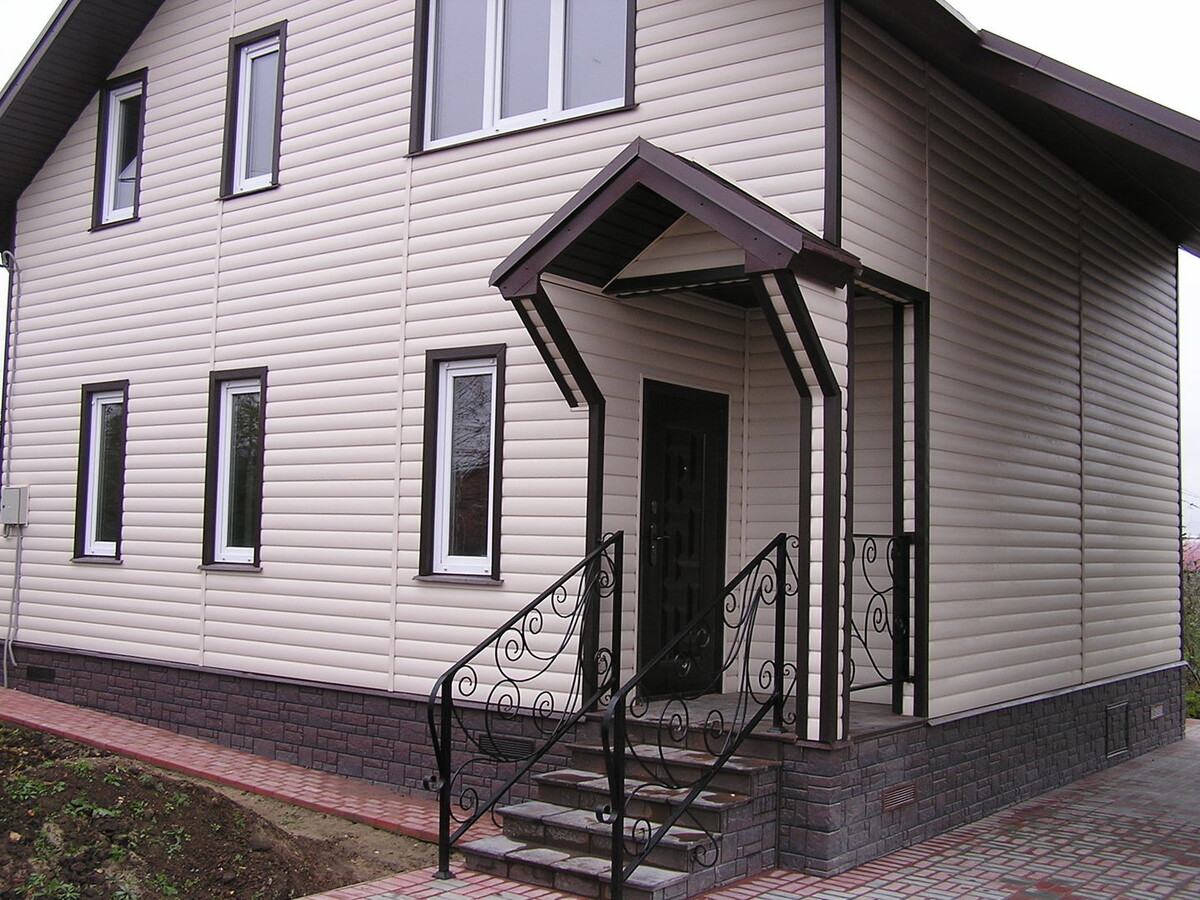 Саяногорск Инфо - Виниловый или акриловый сайдинг: отличия и сходства - house1.jpg
