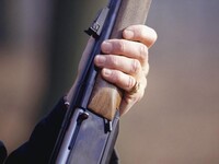 Пьяный житель Саяногорска чуть не лишил себя жизни