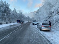 В ДТП под Саяногорском травмированы два человека