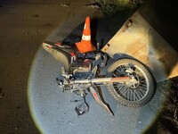 Пешеход и мотоциклист пострадали в результате аварии в Хакасии
