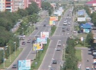 В будущем сквере Саяногорска начинается высадка деревьев