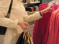 Жительнице Хакасии не удалось поносить украденную одежду