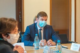 Глава Хакасии Коновалов заразился COVID-19