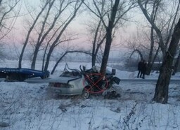 Житель Хакасии разбился насмерть на угнанной машине