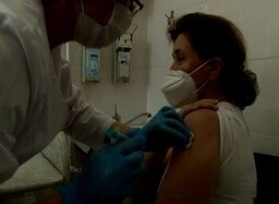 В Майна идет вакцинация от коронавируса