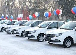 Больницы Саяногорска получили новые автомобили