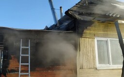 12:37 02.02.2021 Дом загорелся в Саяногорске из-за печи