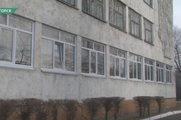 Новые окна установили в саяногорских школах