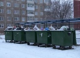 В Саяногорске появилось 60 контейнеров для мусора