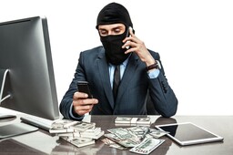 20-летняя жительница Саяногорска стала жертвой интернет-мошенников