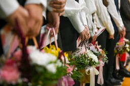 Власти Хакасии поздравили школьников, родителей и педагогов с Днём знаний