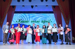 Глава Хакасии принял участие в празднике в честь Дня хакасского языка и Дня языков народов РФ