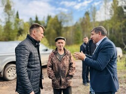 В Хакасии приступили к ремонту лесной дороги к рекам Ада и Матур