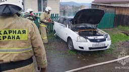 Пять пожаров за выходные тушили огнеборцы в Хакасии