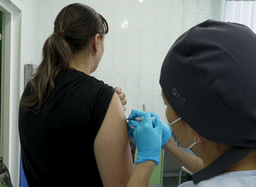 В Саяногорской больнице упростили вакцинацию от гриппа