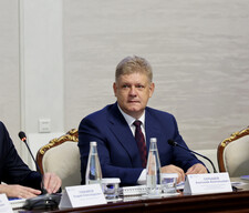 В Новосибирске полпред Президента оценил эффективность бюджетных расходов