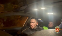 Трижды срывал освидетельствование пьяный водитель из Абакана
