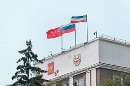 Власти Хакасии поздравили учителей с профессиональным праздником