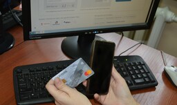 Студентка из Таштыпского района пойдет под суд по обвинению в махинациях с платежными средствами