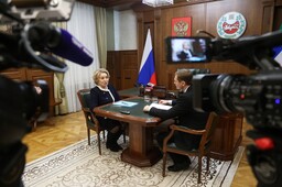 Валентин Коновалов и Валентина Матвиенко обсудили вопросы развития Хакасии