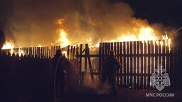 Частные дома и кочегарку тушили огнеборцы в Хакасии
