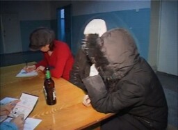 Саяногорца ограбила хрупкая девушка