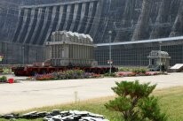 На СШГЭС прибыли новые трансформаторы