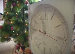 В Черемушках зажглись огни новогодней елки