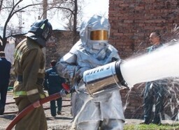 В пожарной службе Саяногорска прошел День открытых дверей
