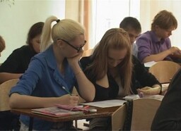 Выпускники саяногорских школ приступили к сдаче ЕГЭ