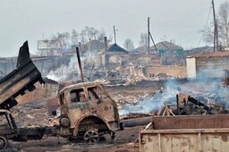 Двое погорельцев из Хакасии продолжают лечение в Москве