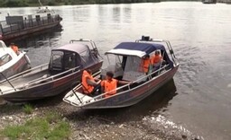 Школьники побывали на абаканской базе ГИМС