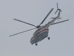 Найденных охотников в Хакасии эвакуируют вертолетом МЧС