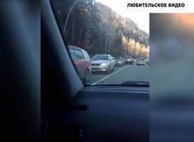 На трассе Саяногорск — Черемушки возникла огромная пробка