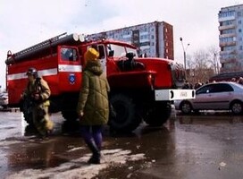 Торговый центр «Спутник» в Саяногорске условно отбили от огня