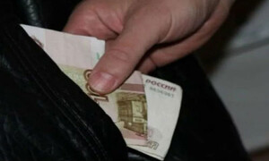 Лжесосед в Саяногорске обокрал пенсионера