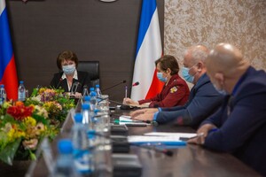 Оперштаб: Минздрав Хакасии меняет формат лечения больных COVID-19 и наращивает количество коек