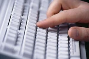 Вымогательница в Саяногорске воспользовалась доверием к интернету