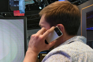 В России разработали систему контроля разговоров персонала по сотовым телефонам