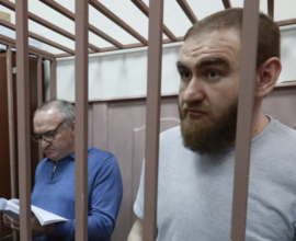 Экс-сенатор Арашуков и его отец получили пожизненные сроки за убийства