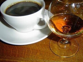 В Саяногорске следователем возбуждено уголовное дело в отношении 32-летней любительницы виски и кофе
