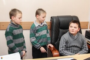 В Хакасии школьников научили разбираться в статьях Уголовного кодекса